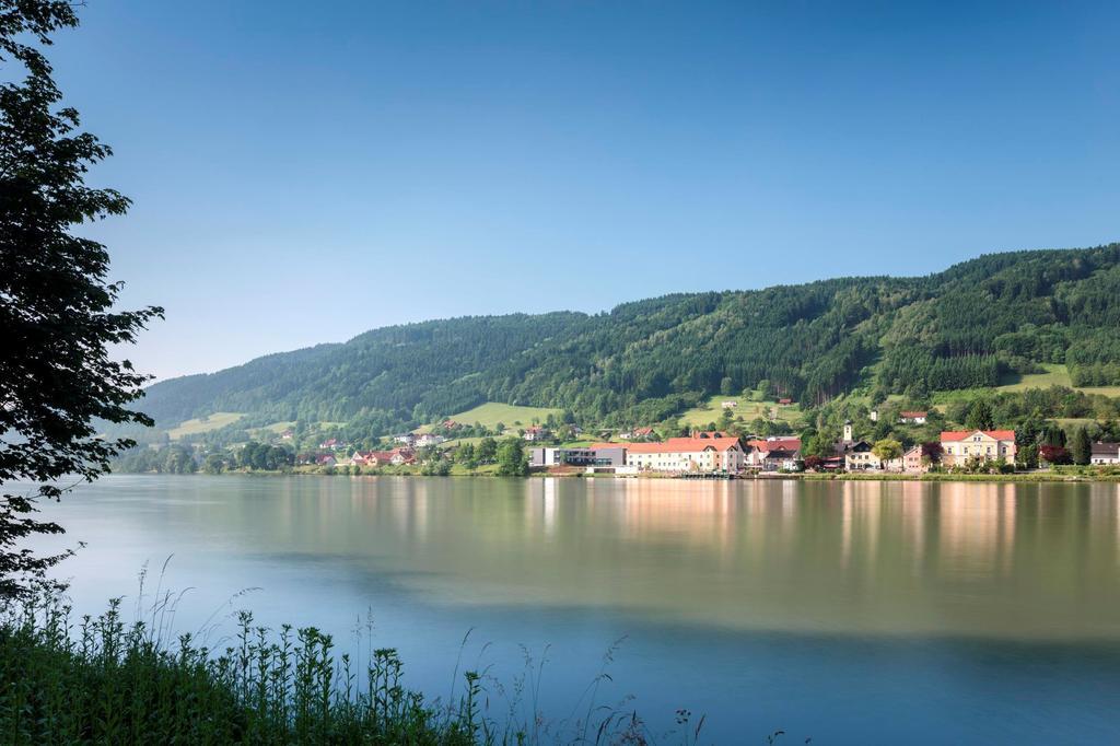 Wesenufer Hotel & Seminarkultur An Der Donau Bagian luar foto